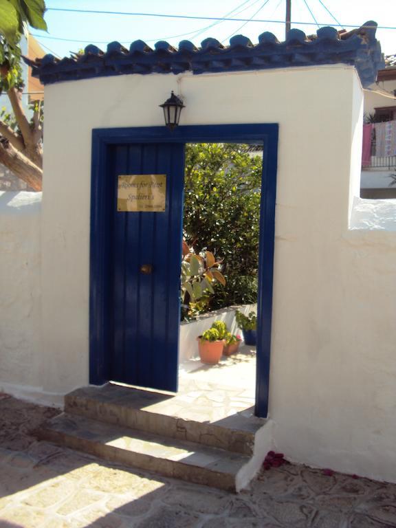 Spalieri Rooms Hydra  Exterior foto
