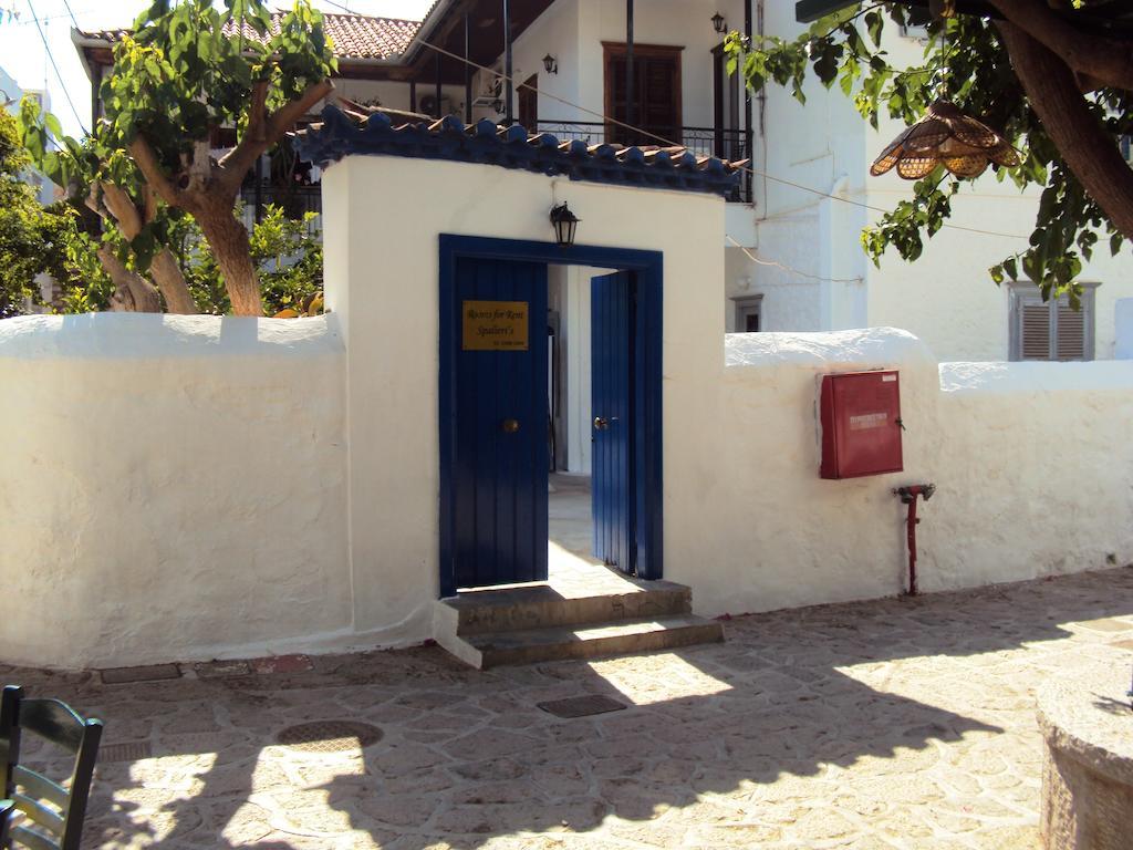 Spalieri Rooms Hydra  Exterior foto