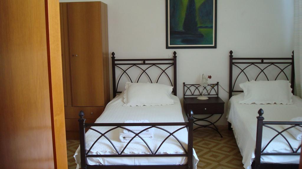 Spalieri Rooms Hydra  Exterior foto